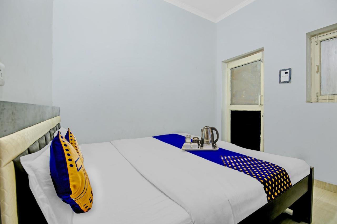 Spot On Shree Naman Guest House Sonipat Exteriér fotografie
